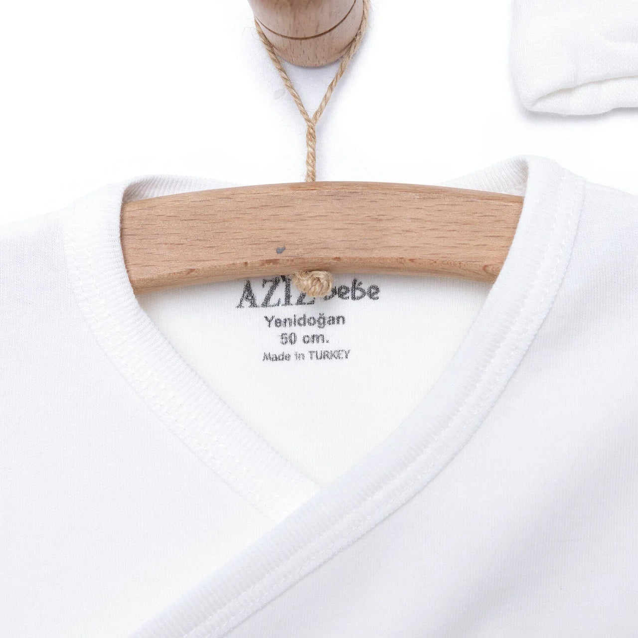 Aziz Bebe Suzene Embroidered 5 Piece Newborn Starter Set - Ecru - Miu Mau Collectibles