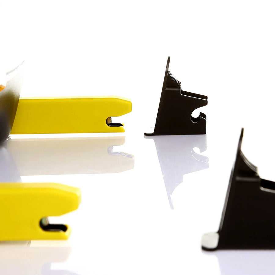 baby plus Orbitfix Group 0+/1/2/3 (Birth to 12 Years) Car Seat - Black Red - Miu Mau Collectibles