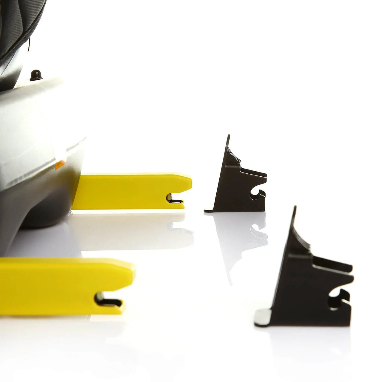 baby plus Orbitfix Group 0+/1/2/3 (Birth to 12 Years) Car Seat - Black Red - Miu Mau Collectibles