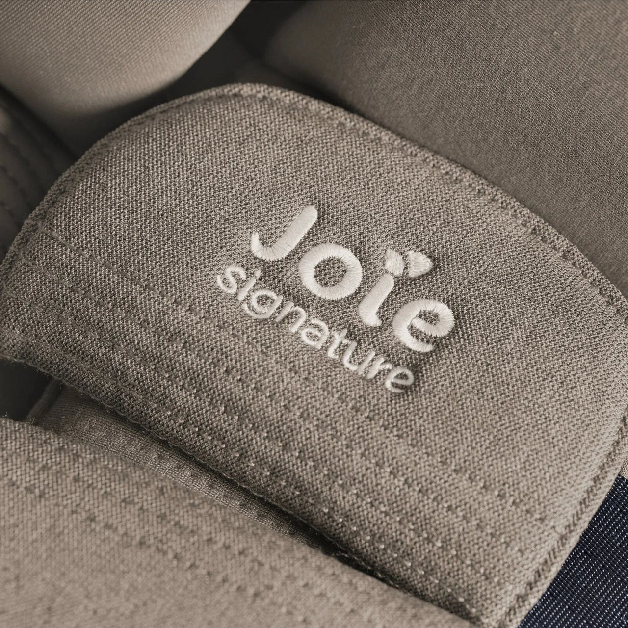 Joie i - Level Pro Signature Car Seat - Maple - Miu Mau Collectibles