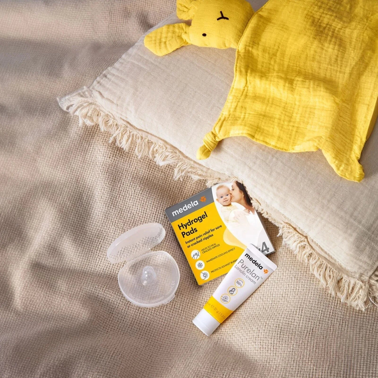 Medela Contact Nipple Shields (S) with Case Pack of 2 - Miu Mau Collectibles