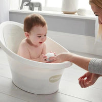 Shnuggle Newborn Baby Bath with Plug - Miu Mau Collectibles