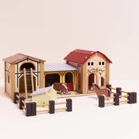 Wooden Farmyard Stables - Miu Mau Collectibles