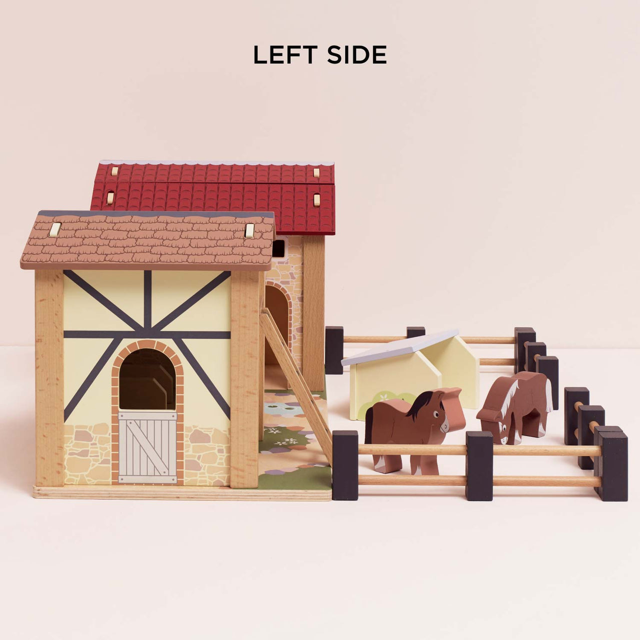 Wooden Farmyard Stables - Miu Mau Collectibles