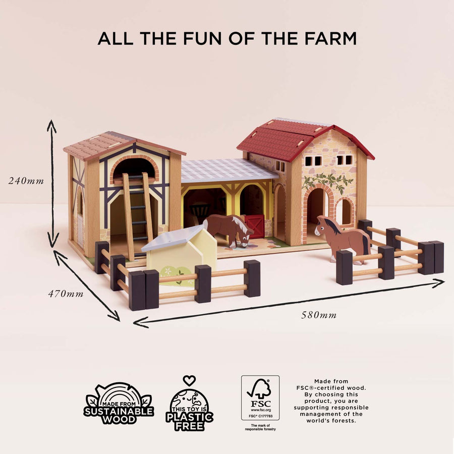 Wooden Farmyard Stables - Miu Mau Collectibles